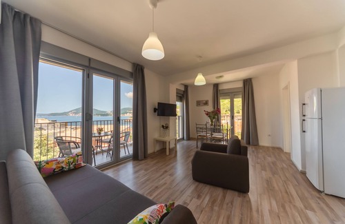 Przno Apartment | MyPrzno - Two Bedroom Apartment with Sea View 5