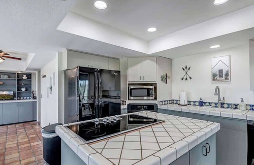 Cottonwood-Verde Village House | Myrinn – Escape w/Amazing View, Patio & BBQ Grill