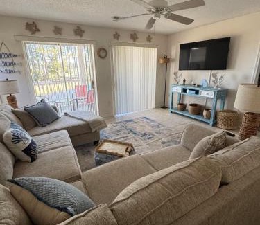 Waterford Plantation House | Myrtle Beach Condo - Golf Course & Water Views Family Fun