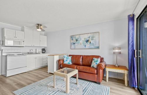 Myrtle Beach House | Myrtle Beach Resort A105