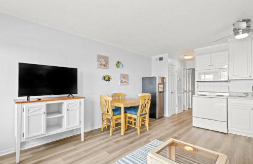 Myrtle Beach House | Myrtle Beach Resort A105