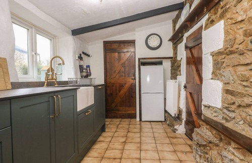 Hayle Cottage | MYRTLE COTTAGE, pet friendly, character holiday cottage in Hayle