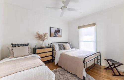 Myrtleford House | Myrtle Creek Cottage