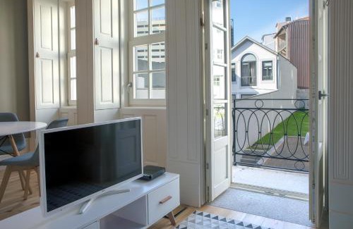 Centro / Baixa House | MyStay Porto Bolhão - Pool & Garden