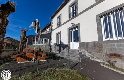 Murat-le-Quaire House | N°1 - MURAT LE QUAIRE