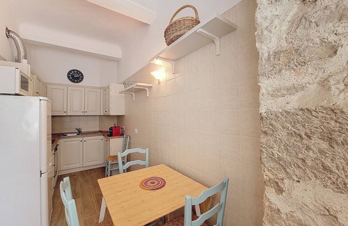 Les Baumettes Apartment | N&J - VILLA FAY - Promenade - Near Beach