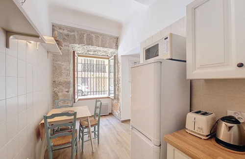 Les Baumettes Apartment | N&J - VILLA FAY - Promenade - Near Beach
