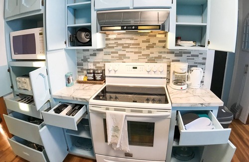 Richland House | N.Richland Executive/Corporate/Family -Deck-PingPong-2Bikes-Sleeps6-10-Kingsuite