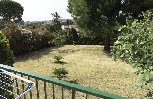 Villaggio Taunus Apartment | N122 - Numana, delightful single villa with garden