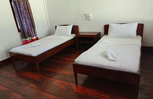Kong Lor House | Namnoncave Resort