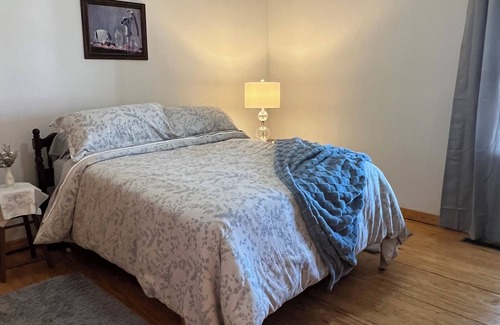 Jonesboro Bed & Breakfast | Nanny's Place -In Heart of Wine Trail/Hiking.