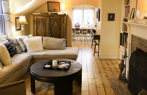 West of Town House | Nantucket Sale! Family home with view! Central Location to Golf and Beach!