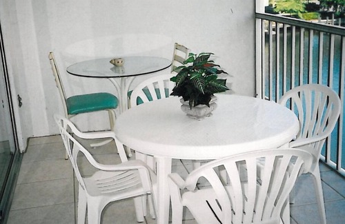 Vanderbilt Beach Apartment | Naples Bay View condo - Block from Gulf Beach