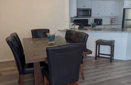 Naples Park Condo | Naples Florida! Vanderbilt Beach! Perfect Relaxing Sunny Getaway Spot!
