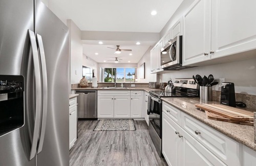 Naples Condo | Naples lake view condo at Lely golf resort!