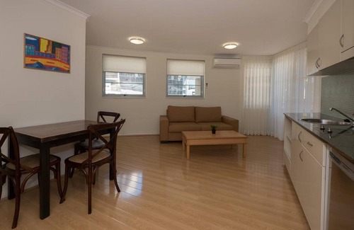 Sydney Central Business District Apartment | Napoleon On Kent