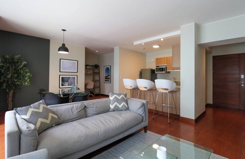 Miraflores Apartment | Narciso By Wynwood House