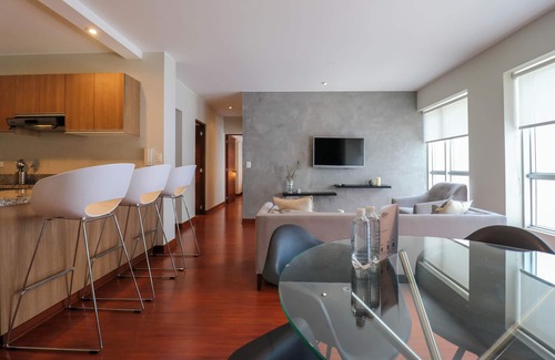 Miraflores Apartment | Narciso By Wynwood House