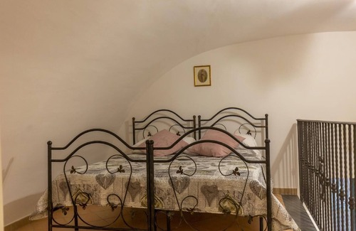 Meta Apartment | Narciso .