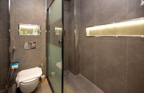 Al-Hamra'a Hotel | nasim aizraq hotel فندق نسيم ازرق