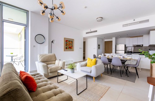 Dubai Apartment | Nasma Luxury Stays - Pulse Residence