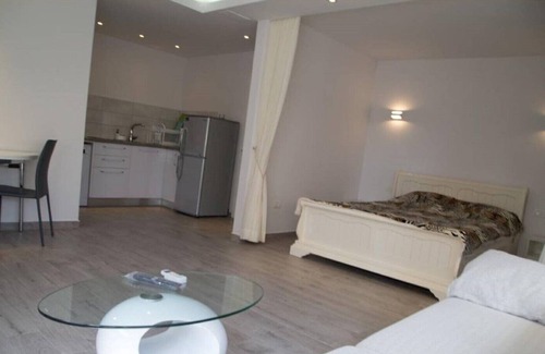 Netanya Apartment | Natanya stylish studio 500 meter from the sea