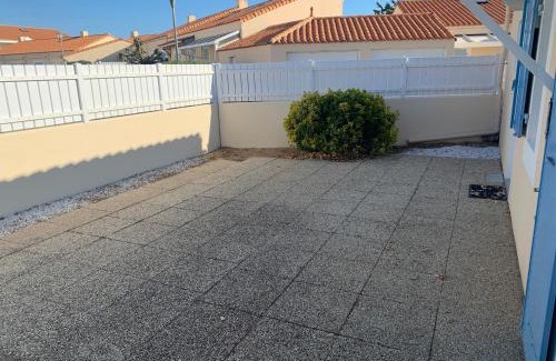Bretignolles-sur-Mer Villa | Natha de la Plage 2000