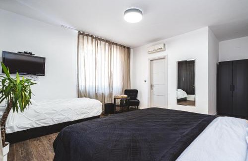 Zagreb Hotel | National Plus