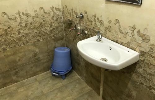 Ayodhya Hotel | Natraj Homes