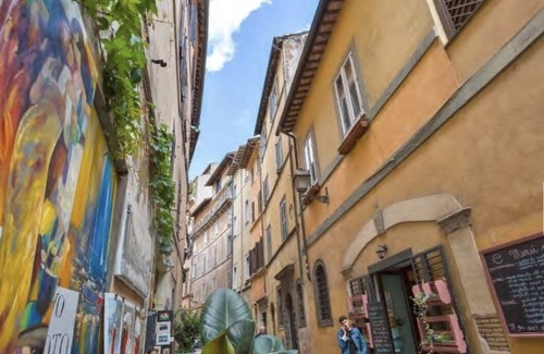 Rione V Ponte Apartment | Natural Pantheon