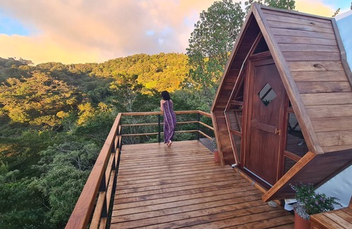 Monteverde Cabin | Naturave #1 Into the woods, 1