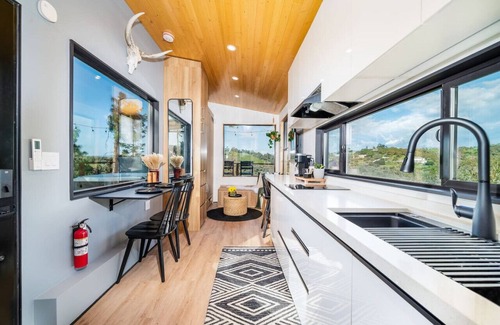 Vista House | Nature Retreat w/Hot Tub, Fire Pit, Views, Privacy