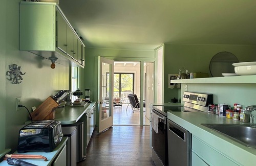 Brookhaven House | Nature's Retreat: Serene Woodland Haven Near NYC