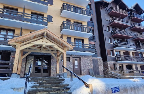 Risoul Apartment | NATURE - SNOW FRONT - CALM - FRIENDLY TEAM - VERY GOOD STAY ASSURED