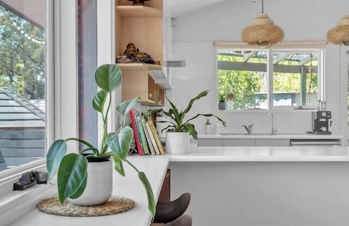 Burnside House | Natures Edge A Parkland Escape for Families