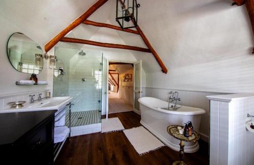Stellenbosch House | Navarre Residence