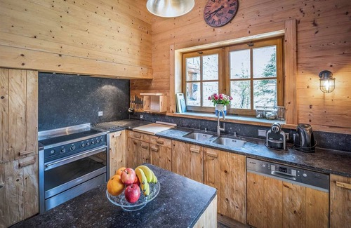Le Cret Ski Chalet | Navette Privée ! Chalet Moderne + Salle de Cinéma