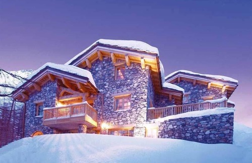 Le Cret Ski Chalet | Navette Privée ! Chalet Moderne + Salle de Cinéma