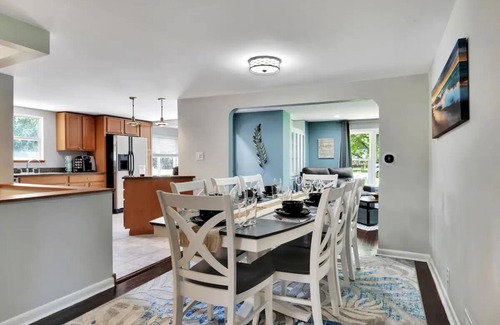 Gurnee House | Navy Graduation ~ 6 Flags ~ Bristol Renaissance Faire ~ Casino ~ Outlet Malls