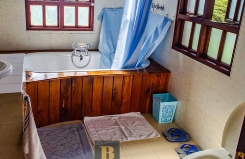 Naivasha House | Ndege House