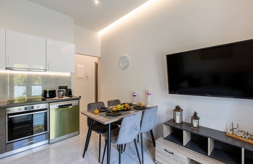 Nea Chora Apartment | Neaira city apartment near the beach