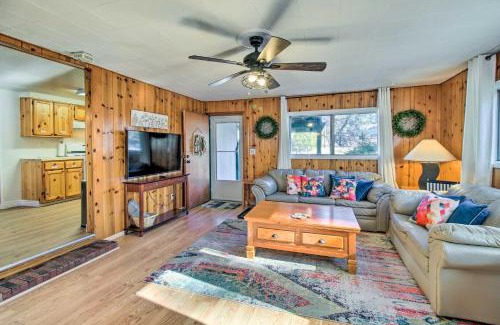 Show Low House | Near Fool Hollow Lake and Trails Family Cabin