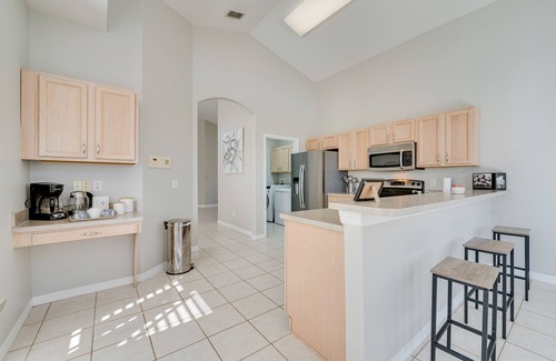 Tuscan Ridge House | Near Golf Courses: Modern Davenport Home w/Pool