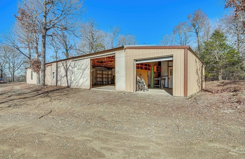 Board Camp Cabin | Near Hiking & ATV Trails: Spacious Cabin in Mena!