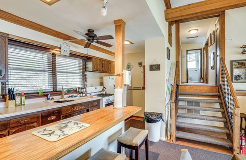 Campbellsport House | Near Hiking: Lakefront Getaway in Campbellsport!