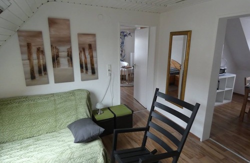Moosburg Apartment | Near Munich - bright, central, quiet, close to the airport. Also for individuals