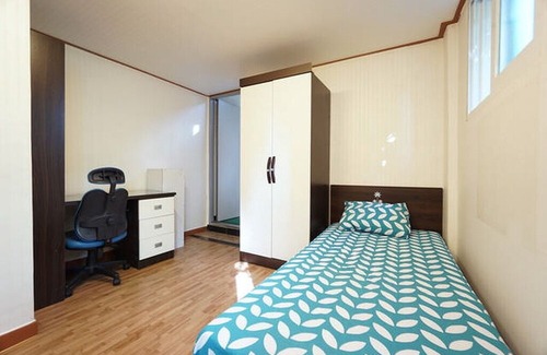 Sillim-dong House | Near SNU private entire fully furnished apartment