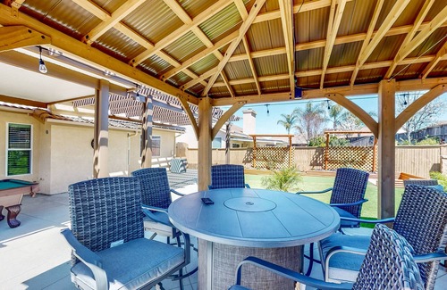 Temecula House | Near Temecula Wine Country - Hot Tub & Pool Table