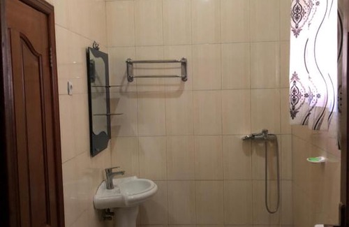 Kigali House | Near the airport private room