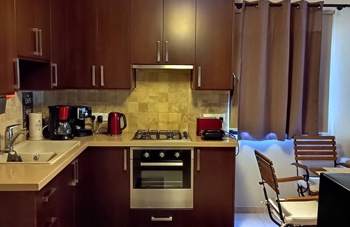 Pervolia Apartment | Near the beach Apartment with garden